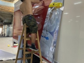 貨車車身裝裱廣告