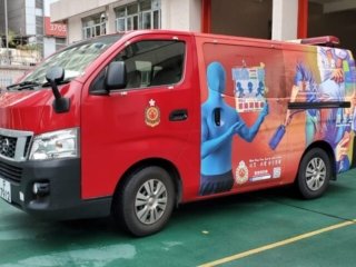 貨車車身裝裱廣告